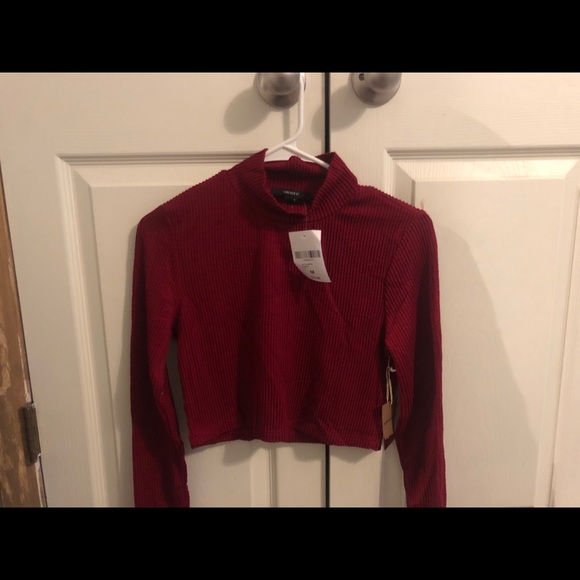 Red Ribbed Cropped Mock Neck - Picture 2 of 3